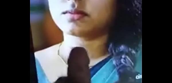  Actress Anumol palabhisehakm